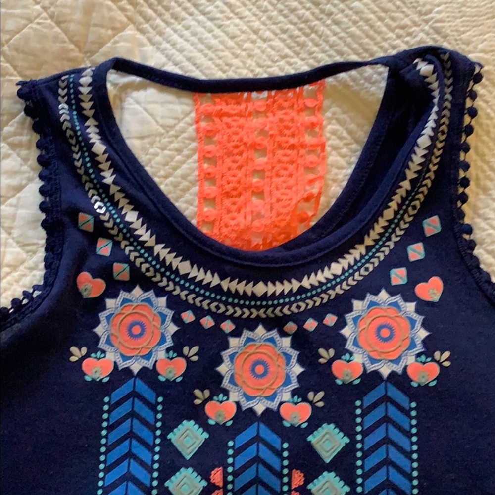 Kids clothing